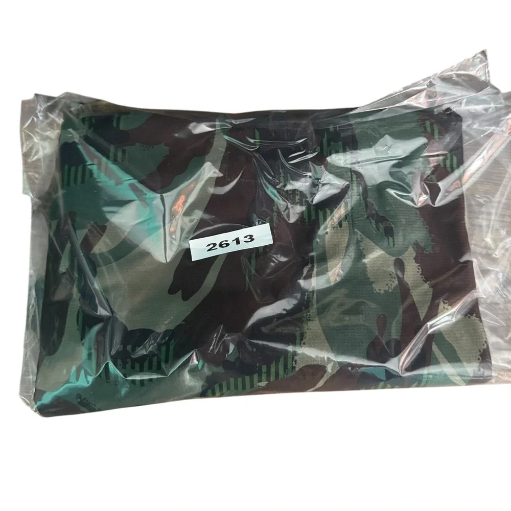 Adidas Shirt mens Large Green Camo Short Sleeve Distressed Prime Green